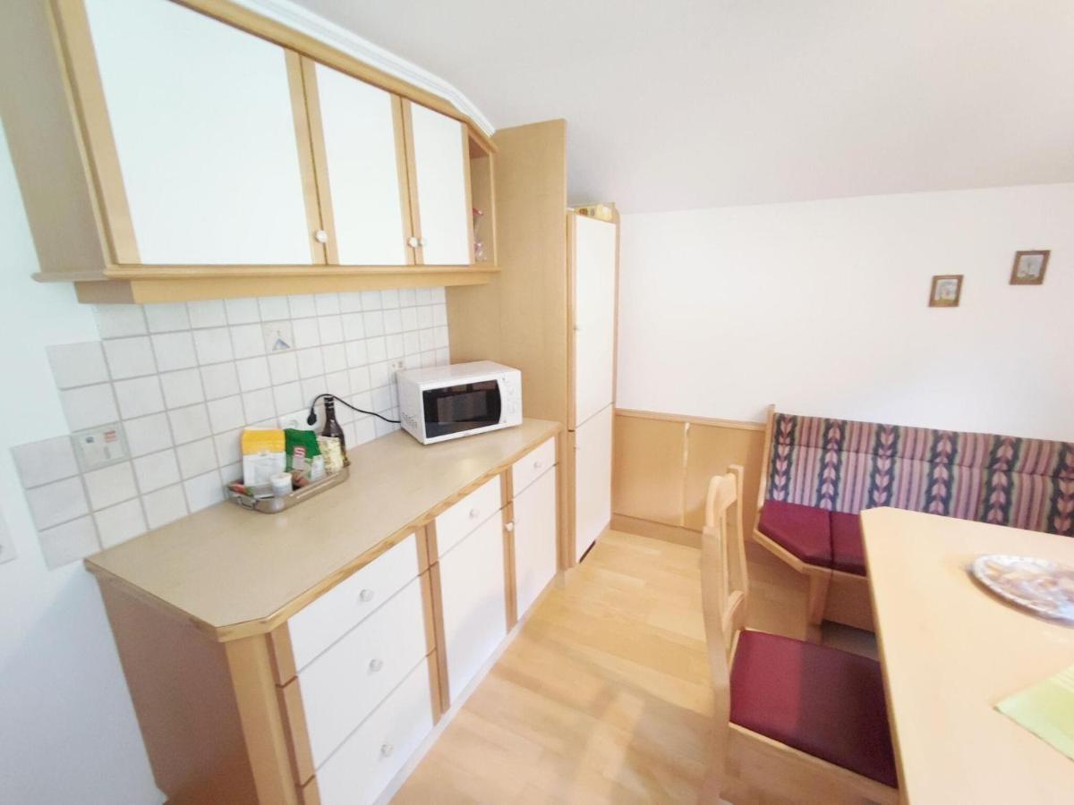 Pretty Holiday Home In Mayerhofen With Balcony Mayrhofen Exterior photo